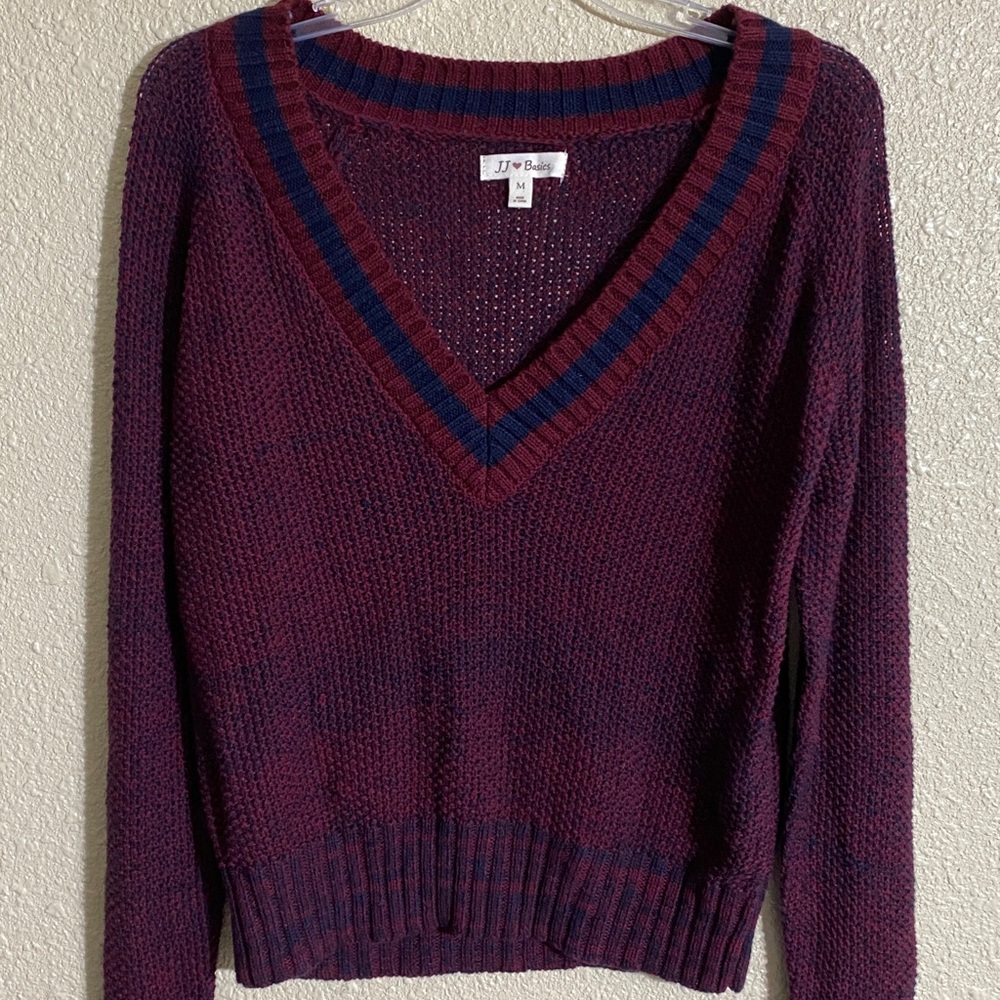 NWT JJ Basics Dark Red and Blue V-neck Lightweight Sweater Size M